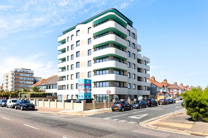 2 Bedroom Apartment For Sale In Argentum, Kingsway, Hove, BN3