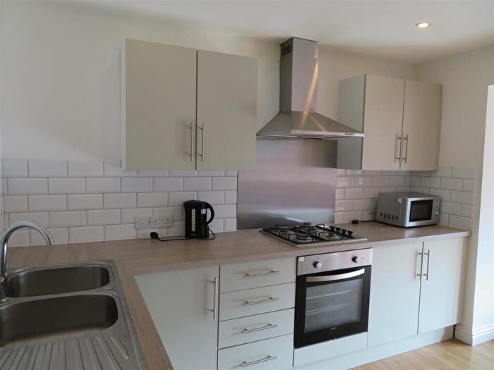 6 Bedroom House To Rent In Blackfriars Road, Southsea, PO5