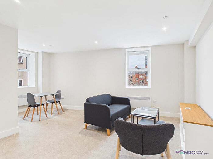 1 Bedroom Apartment To Rent In Flat, Criterion House, HU1