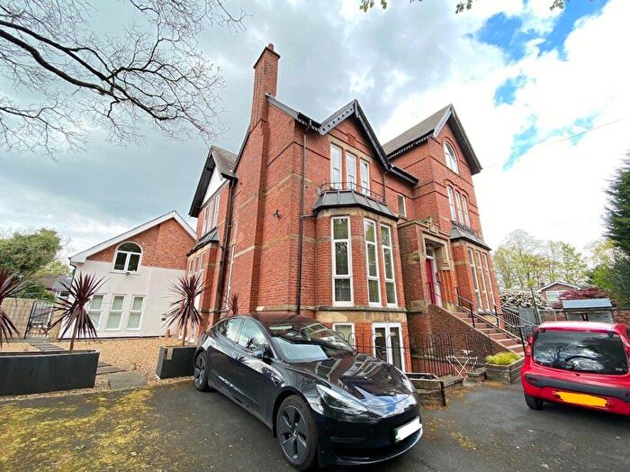 2 Bedroom Apartment To Rent In Cavendish Road, Eccles, Manchester, M30