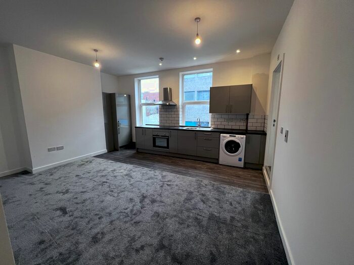 Studio To Rent In Victoria Street, West Bromwich, B70