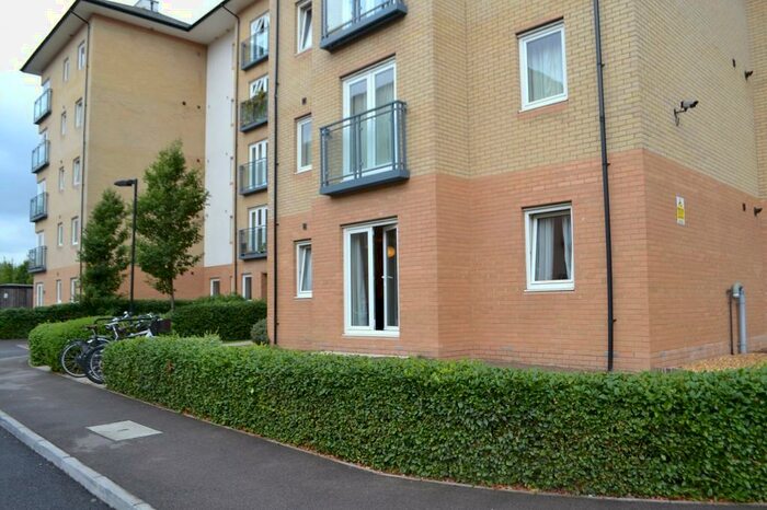 1 Bedroom Ground Flat To Rent In Hampden Gardens, Cromwell Road, CB1