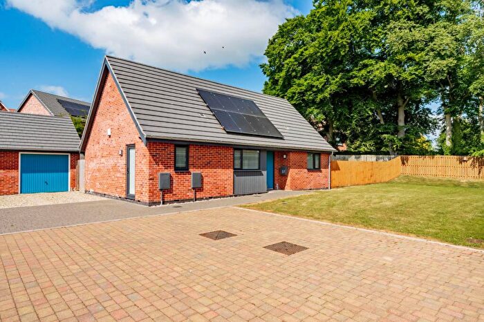 2 Bedroom Detached Bungalow For Sale In Mayfly Road, Swaffham, PE37