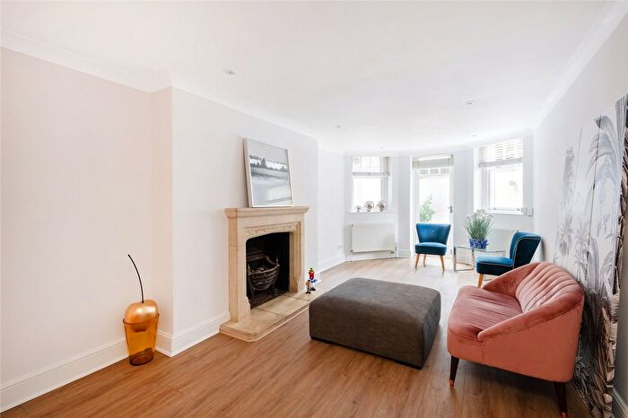 2 Bedroom Flat For Sale In Willow Road, Hampstead, NW3