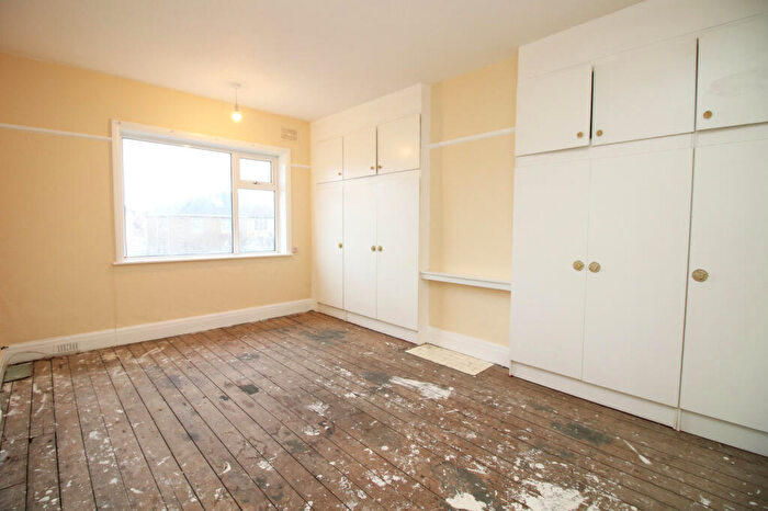 2 Bedroom Flat For Sale In Kingsway, Thornton-Cleveleys, FY5
