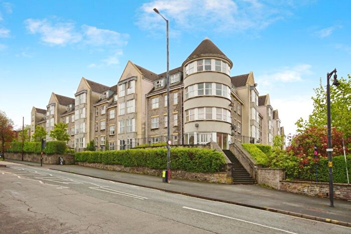 2 Bedroom Flat For Sale In Fishponds Road, Eastville, Bristol, BS5