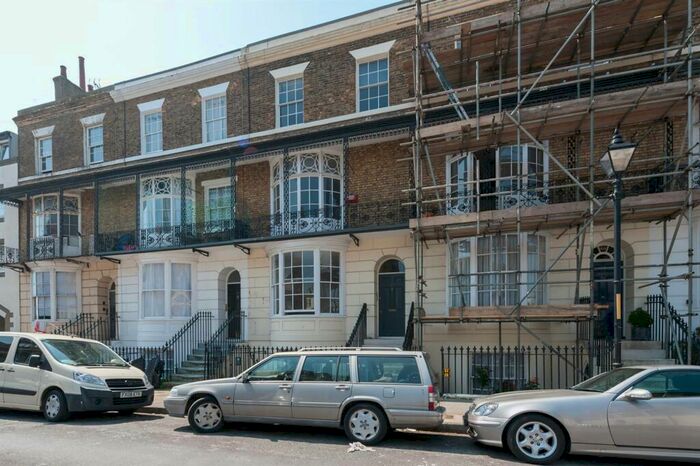 1 Bedroom Ground Flat To Rent In Augusta Road, Ramsgate, CT11