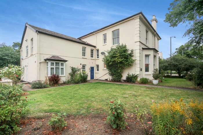 1 Bedroom Flat To Rent In Willes Road, Leamington Spa CV31