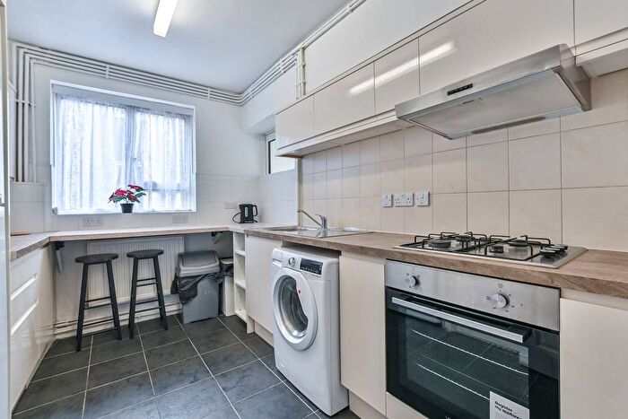 4 Bedroom Flat To Rent In Osnaburgh Street, Camden, London, NW1