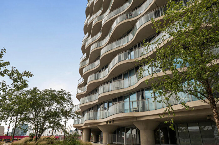 1 Bedroom Apartment For Sale In Tidal Basin Road, Royal Victoria, E16