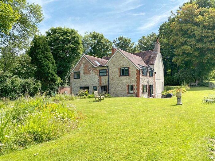 4 Bedroom Detached House For Sale In Park Lane, Heytesbury, BA12