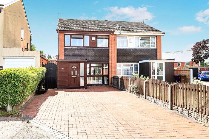 3 Bedroom Semi-Detached House For Sale In Ryecroft Avenue, Penn, Wolverhampton, WV4