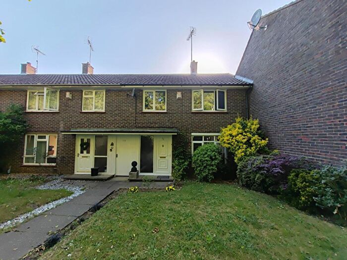 3 Bedroom Terraced House For Sale In Lichfields, Bracknell, RG12