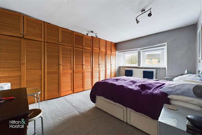 2 Bedroom Cottage For Sale In Gisburn Road, Barrowford, BB9