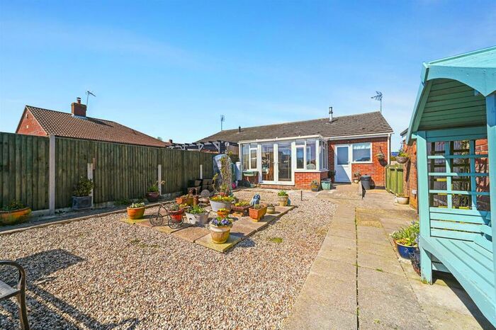 2 Bedroom Semi-Detached Bungalow For Sale In Glebe Close, Wix, Manningtree, CO11