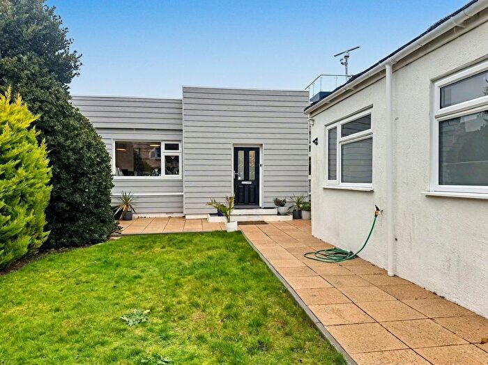 3 Bedroom Bungalow To Rent In Old Coastguard Road, Sandbanks, Poole, BH13