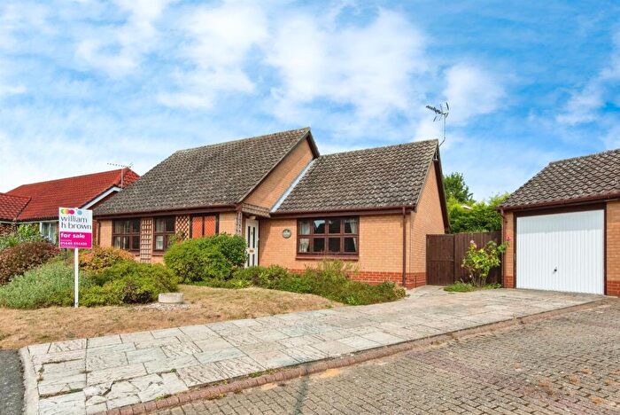 3 Bedroom Detached Bungalow For Sale In Abbeyfields, Haughley, Stowmarket, IP14