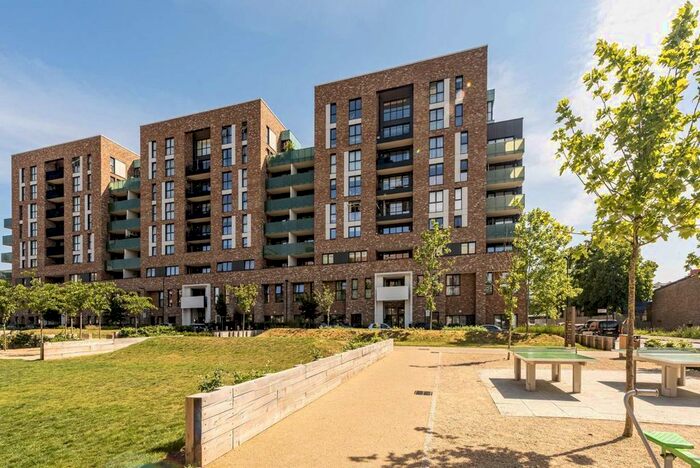 1 Bedroom Flat To Rent In Hanbury Road, London, W3