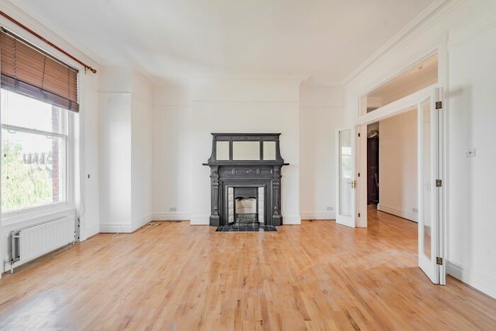 5 Bedroom Flat To Rent In Rosslyn Mansions, Goldhurst Terrace, South Hampstead, NW6