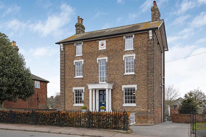 5 Bedroom Detached House For Sale In Mistley, Manningtree, CO11