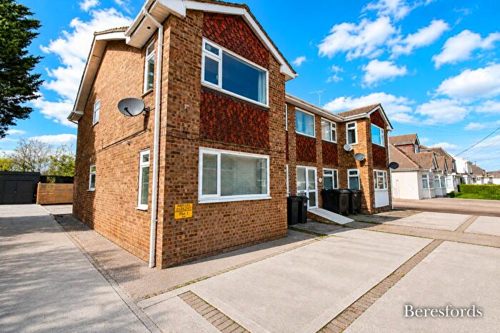 2 Bedroom Apartment To Rent In Brook Road, SS7