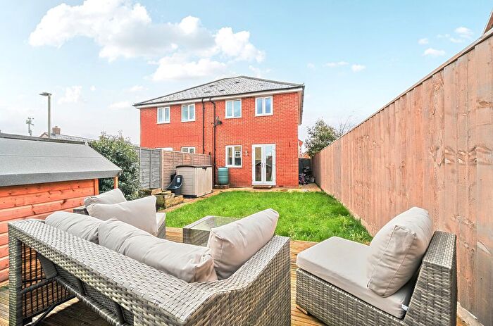 2 Bedroom Semi-Detached House For Sale In Palmer Road, Faringdon, Oxfordshire, SN7