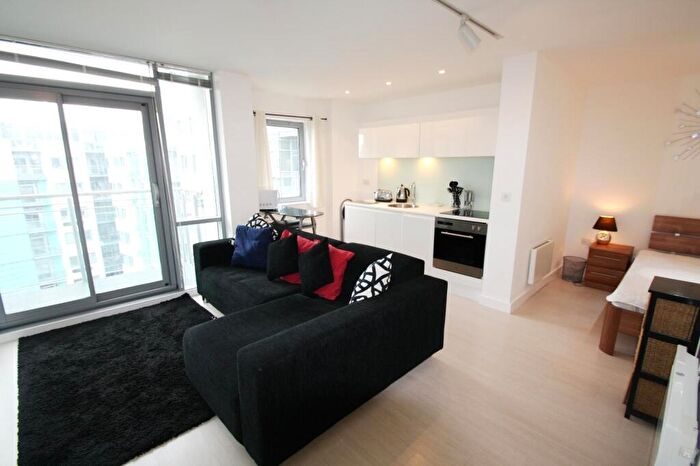 1 Bedroom Flat To Rent In Manor Mills, Ingram Street, Leeds, West Yorkshire, LS11