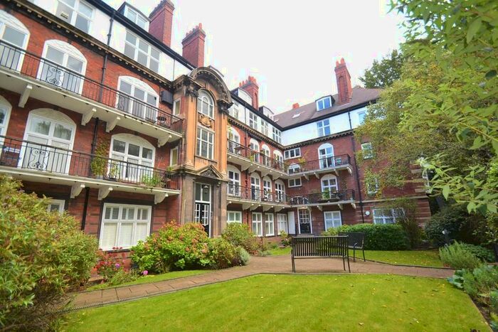 3 Bedroom Apartment To Rent In Grange Court, North Grange Mount, LS6