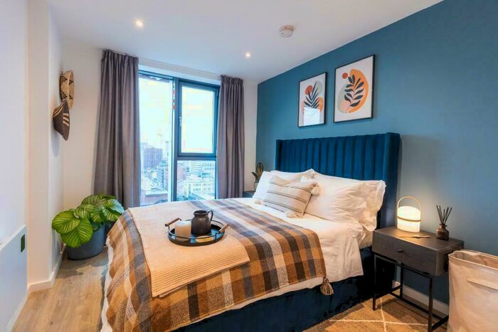 3 Bedroom Flat To Rent In Flat, Swan Street House, Swan Street, Manchester, Greater Manchester, M4