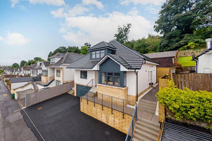 4 Bedroom Detached House For Sale In Menock Road, Kings Park, Glasgow, G44