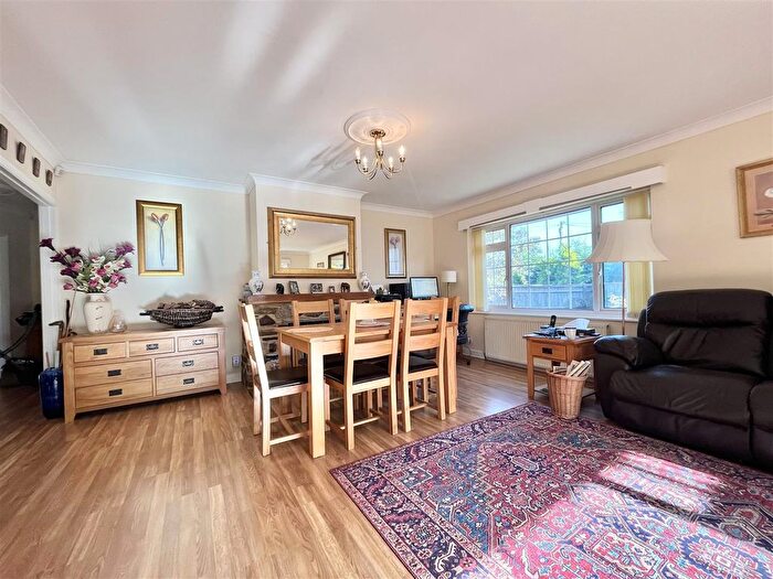 2 Bedroom Detached Bungalow For Sale In Broadway, Fairlight, Hastings, TN35