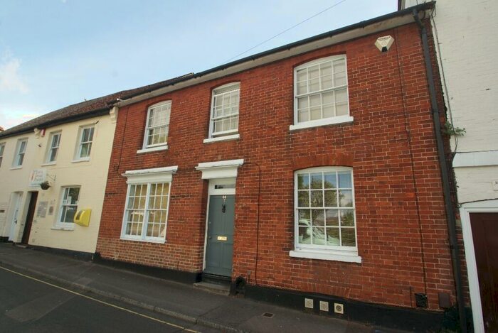 1 Bedroom Flat To Rent In - East Street, Andover, SP10
