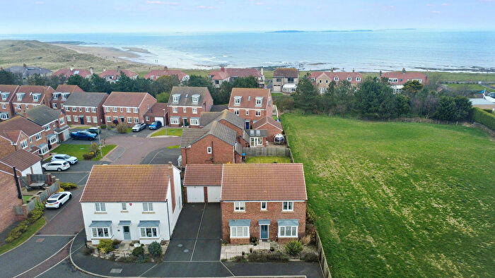 4 Bedroom Detached House For Sale In Castle Drive, Seahouses, NE68