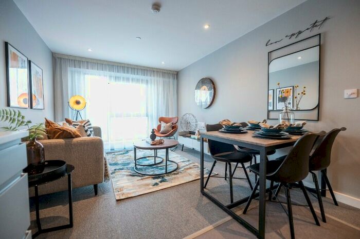 2 Bedroom Apartment To Rent In The Ironworks, Scotland Street, Sheffield, S3