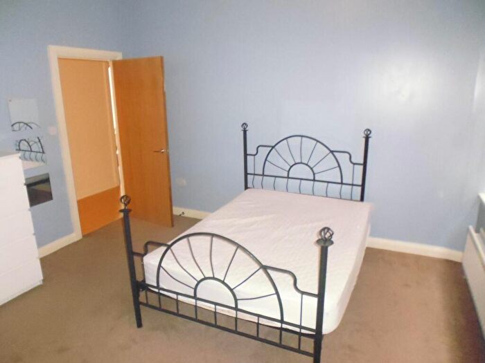 3 Bedroom Flat To Rent In Miller Street, Glasgow, G1