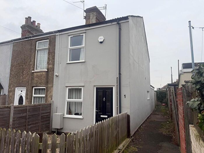 2 Bedroom End Of Terrace House For Sale In Wells Cottages, Raglan Street, Lowestoft, Suffolk, NR32