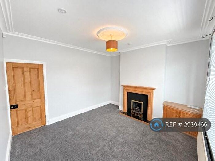 2 Bedroom Terraced House To Rent In Hay Green Lane, Barnsley, S70