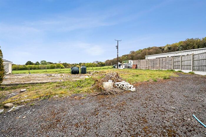 4 Bedroom Detached Bungalow For Sale In Stockbridge Road, Lopcombe, Salisbury, SP5