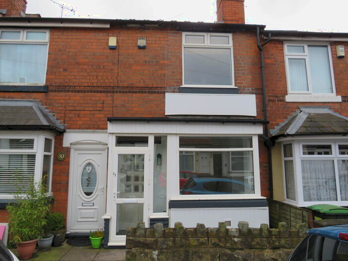 2 Bedroom House To Rent In Frederick Road, Oldbury, B68