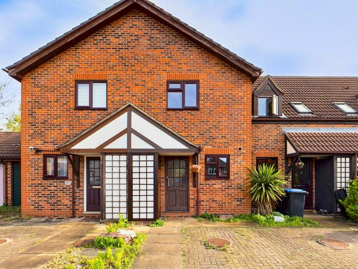 2 Bedroom Terraced House To Rent In Denham Road, Egham, Surrey, TW20