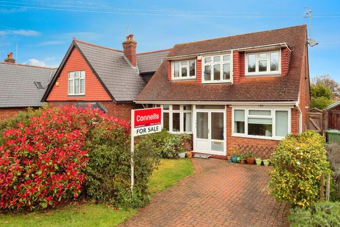 2 Bedroom Detached House For Sale In Hastings Road, Pembury, Tunbridge Wells, TN2