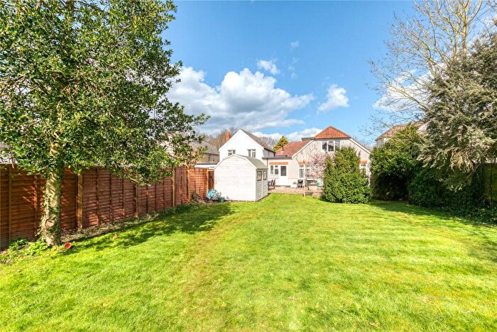 5 Bedroom Detached House For Sale In Reading Road, Winnersh, Wokingham, Berkshire, RG41
