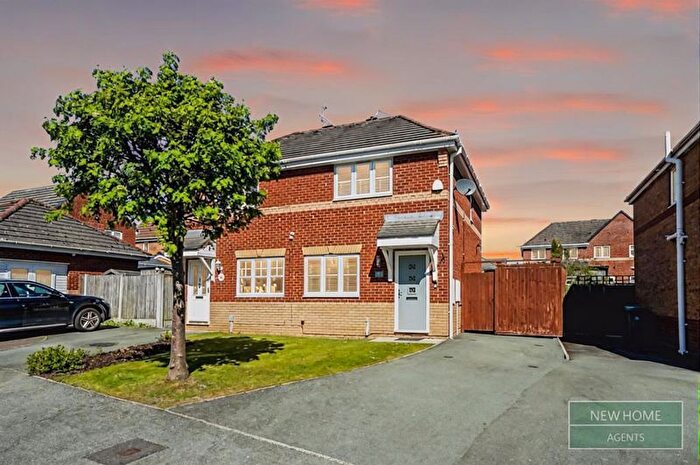 3 Bedroom Semi-Detached House For Sale In Keats Close, Widnes, WA8