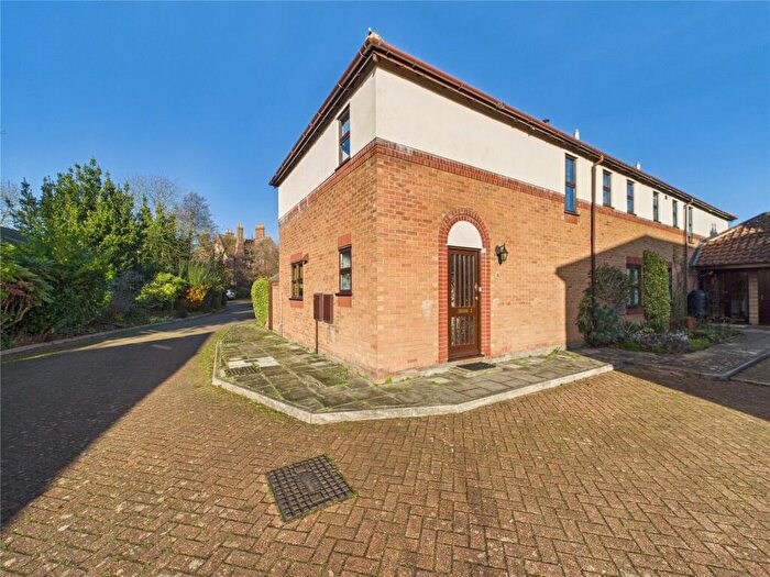 4 Bedroom Semi Detached House For Sale In Grammar School Place, Sudbury, Suffolk, CO10