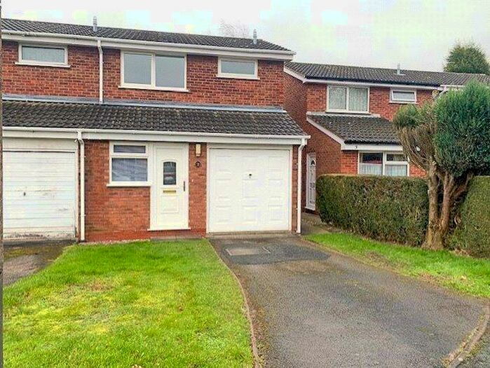 2 Bedroom Semi-Detached House To Rent In Wessenden, Wilnecote, Tamworth, Staffordshire, B77