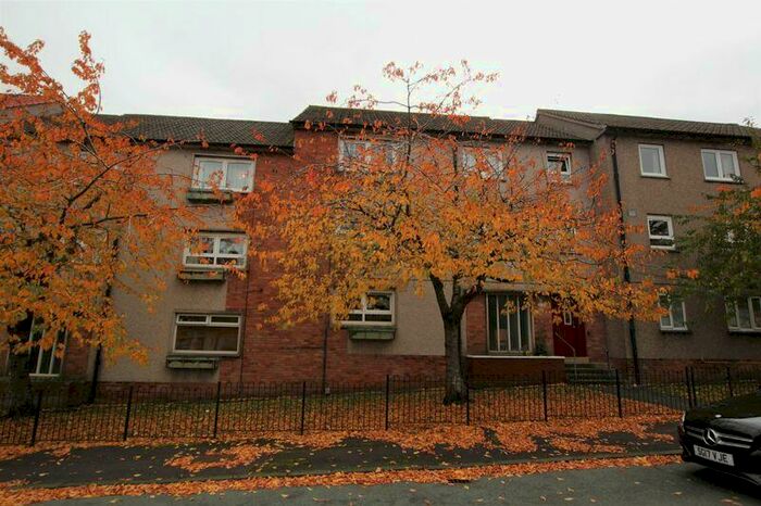 3 Bedroom Flat To Rent In Morgan Street, Hamilton, ML3