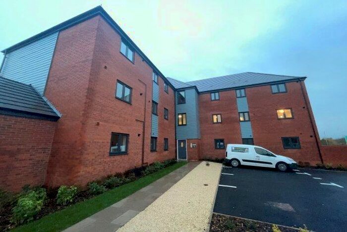 2 Bedroom Flat To Rent In Baker Way, Lichfield, WS14