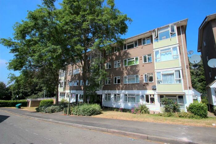3 Bedroom Apartment To Rent In Southfield Park, Bartlemas Close, Oxford, OX4