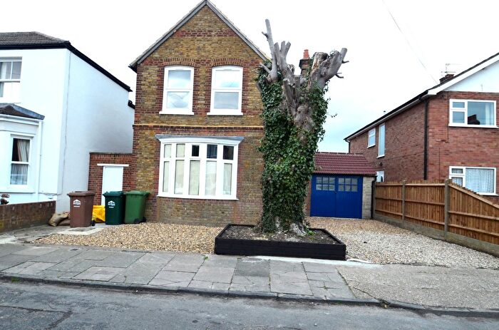 3 Bedroom Detached House To Rent In Wolsey Road, Ashford, TW15