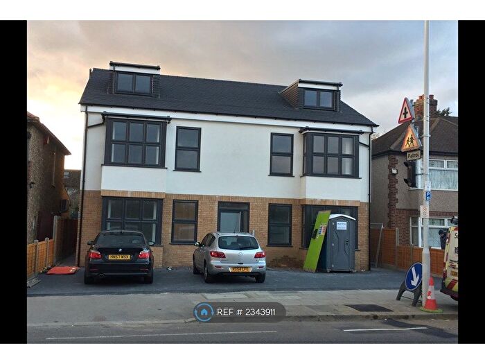 1 Bedroom Flat To Rent In Ilford, Ilford, IG3